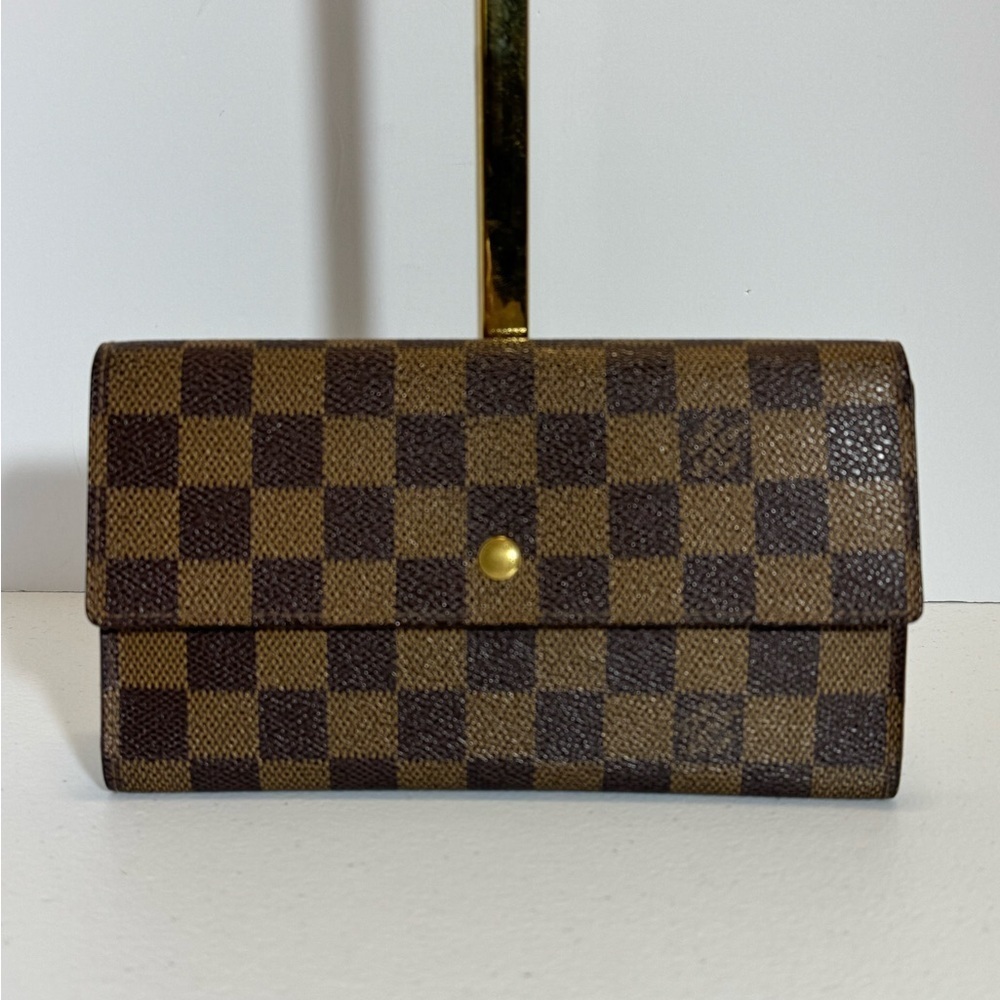 AUTHENTIC Louis Vuitton Damier Ebene Wallet